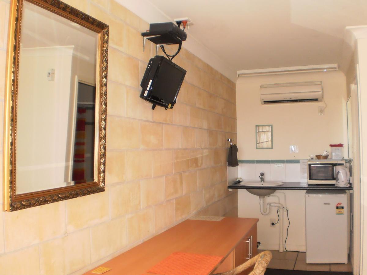 Country View Motel Ilbilbie Εξωτερικό φωτογραφία